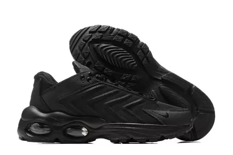 AIR MAX TW 1 "TRIPLE BLACK"