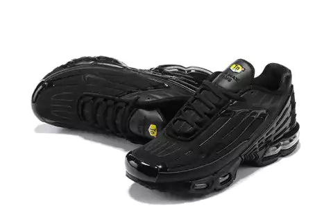 AIR MAX PLUS III "TRIPLE BLACK"