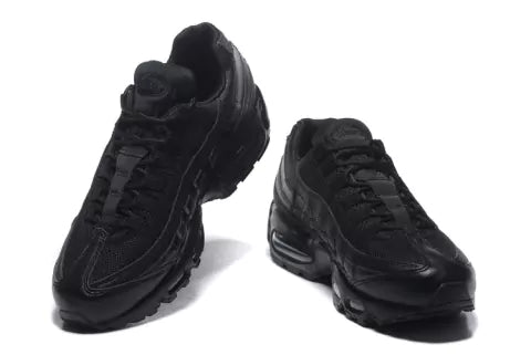 AIR MAX 95 "TRIPLE BLACK"