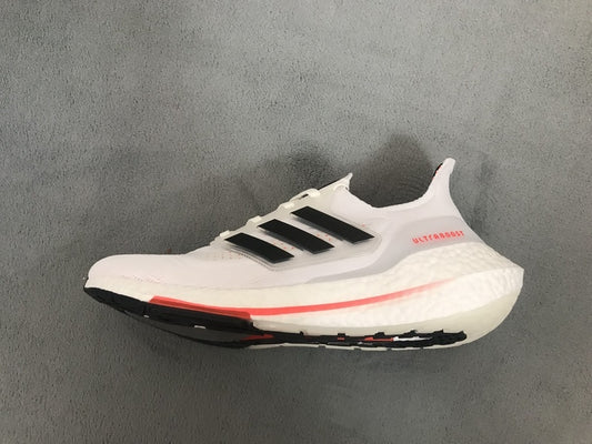 TÊNIS ULTRABOOST LIGHT 23