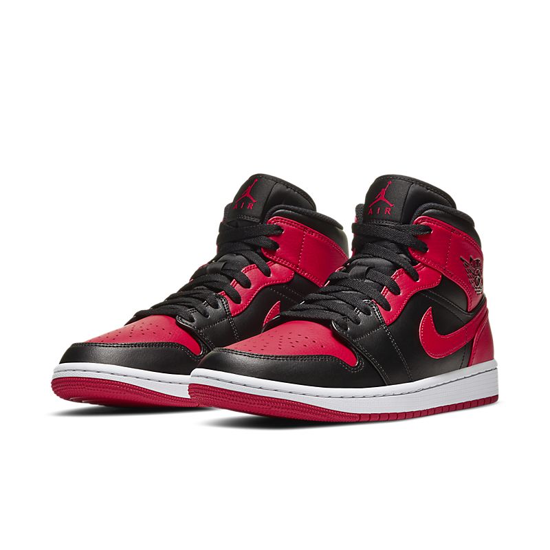 NIKE AIR JORDAN "1"