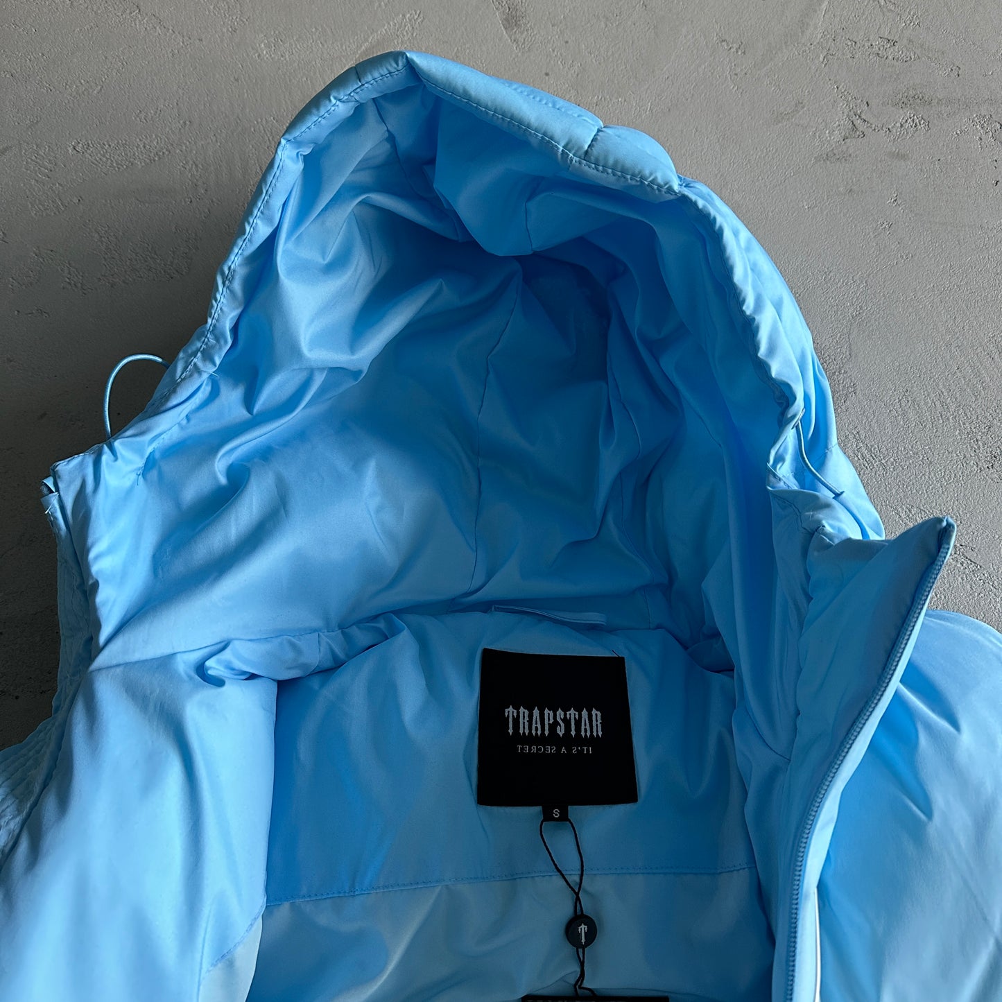 Trapstar Decoded 2.0 Hooded Puffer Jacket Sky Blue