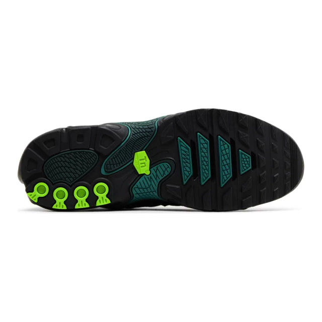 AIR MAX PLUS DRIFIT "BLACK GREEN STRIKE"